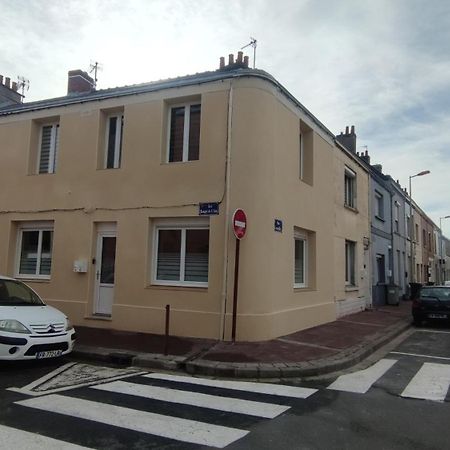 Maison Chez Fredo Calais Eksteriør bilde